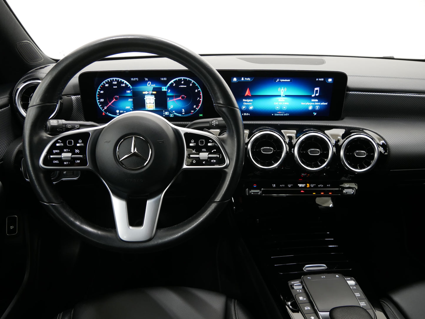 Mercedes-Benz CLA 1.3i 120 kW Progresive