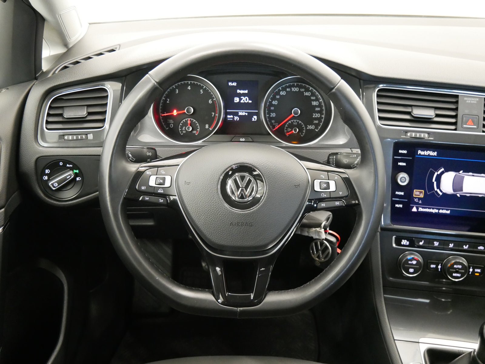 Volkswagen Golf 1.0 TSI 81 kW Comfortline – foto 17