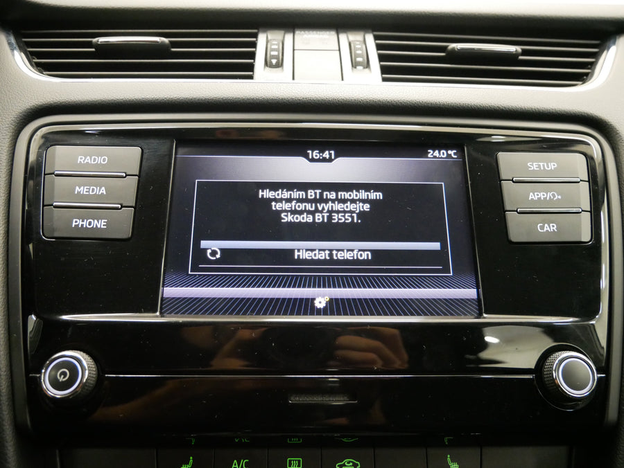 Škoda Octavia 1.6 TDI 85 kW Ambition Plus – foto 17