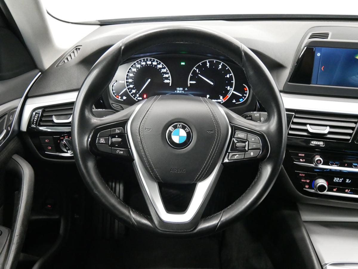 BMW Řada 5 520d 140 kW Touring – foto 17