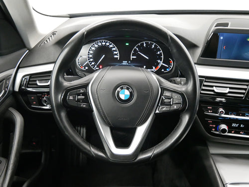 BMW Řada 5 520d 140 kW Touring – foto 17