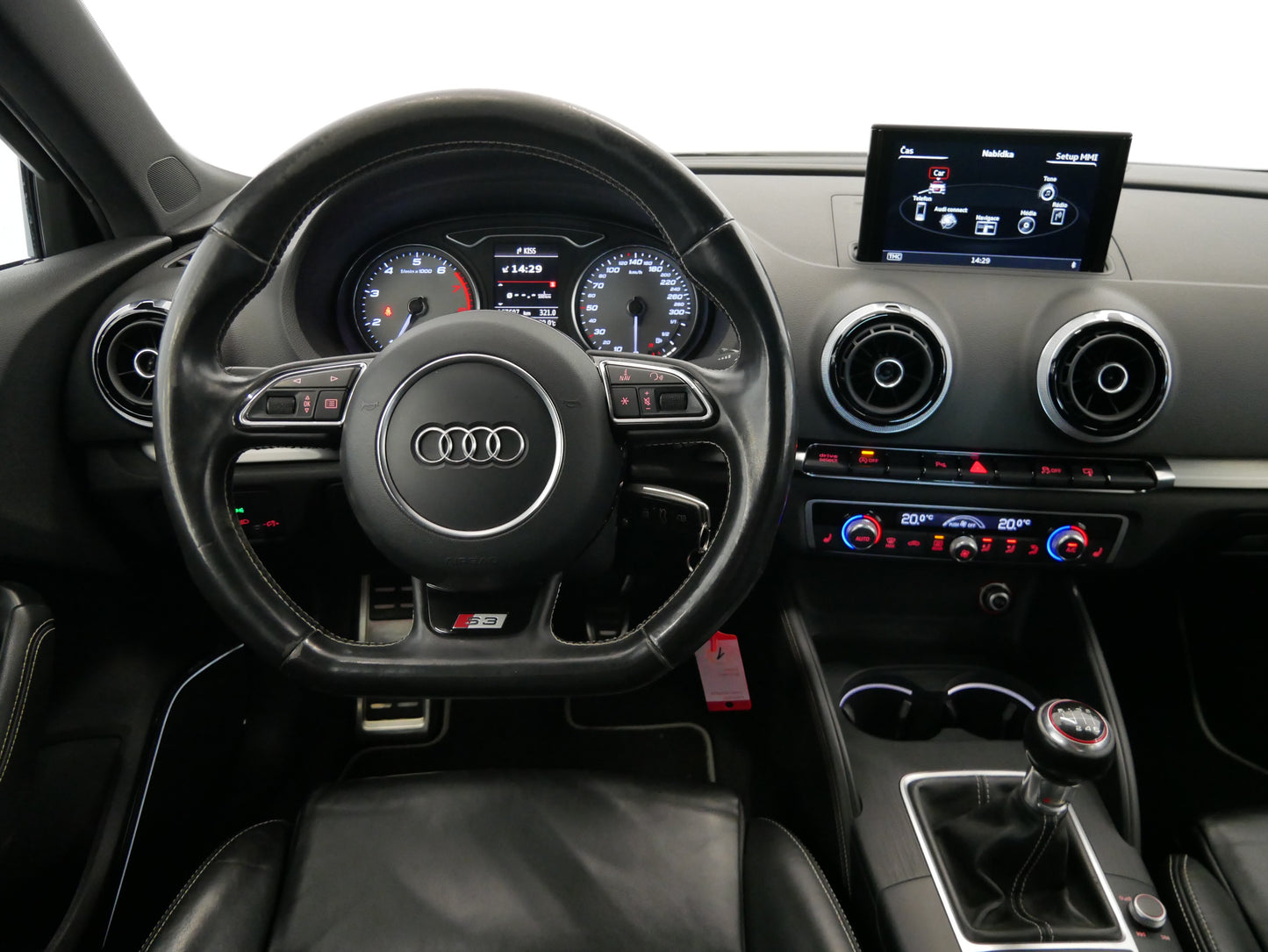 Audi S3 2.0TFSi 221kW Quattro