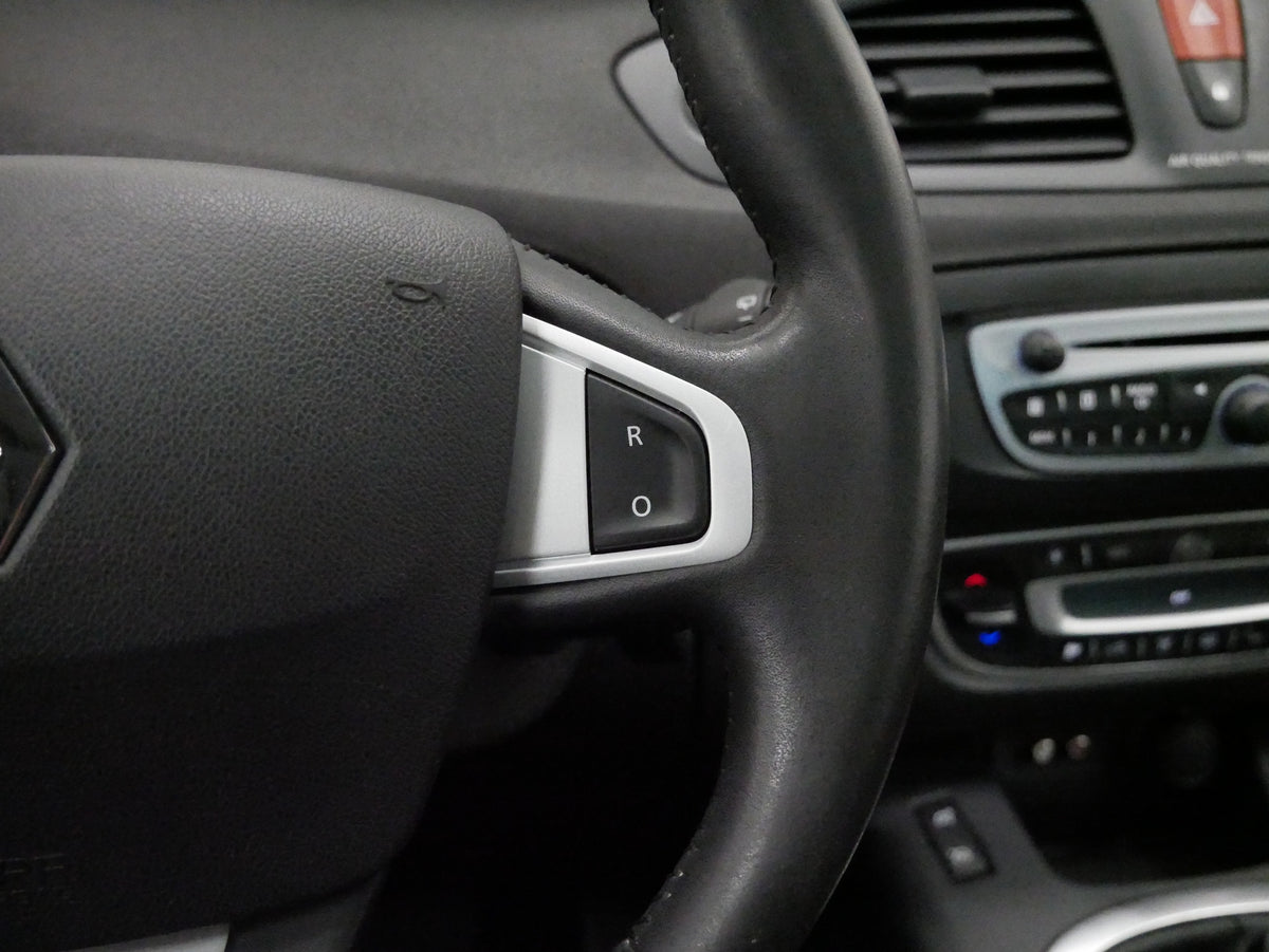 Renault Scénic 1.5 dCi 70 kW – foto 17