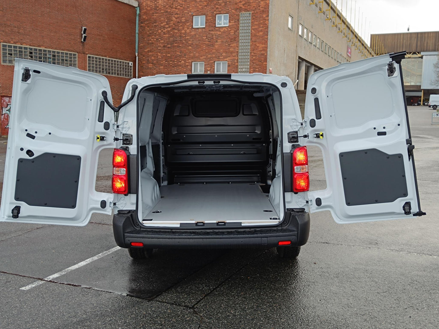 Fiat Scudo 2.0 144k MTJ L3H1