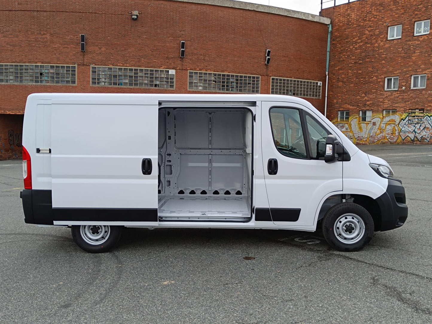 Fiat Ducato Light 2.2 MTJ 140k L3H2