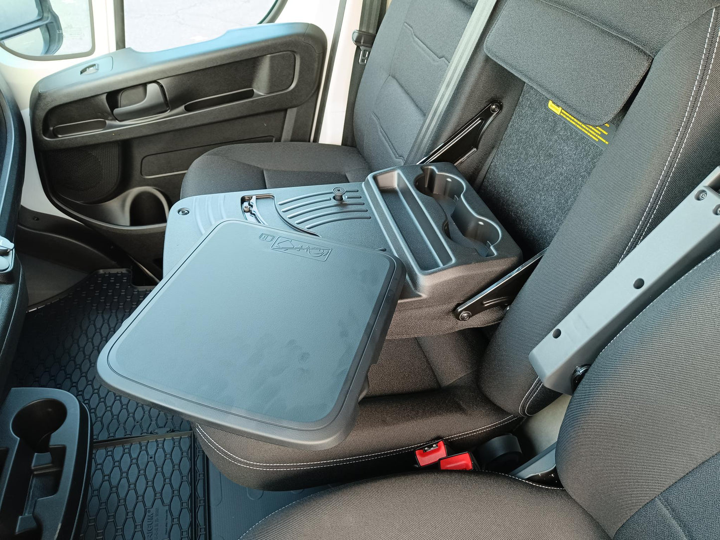 Fiat Ducato 2,2 MTJ 140k L2H2 6M 33 Light Professional