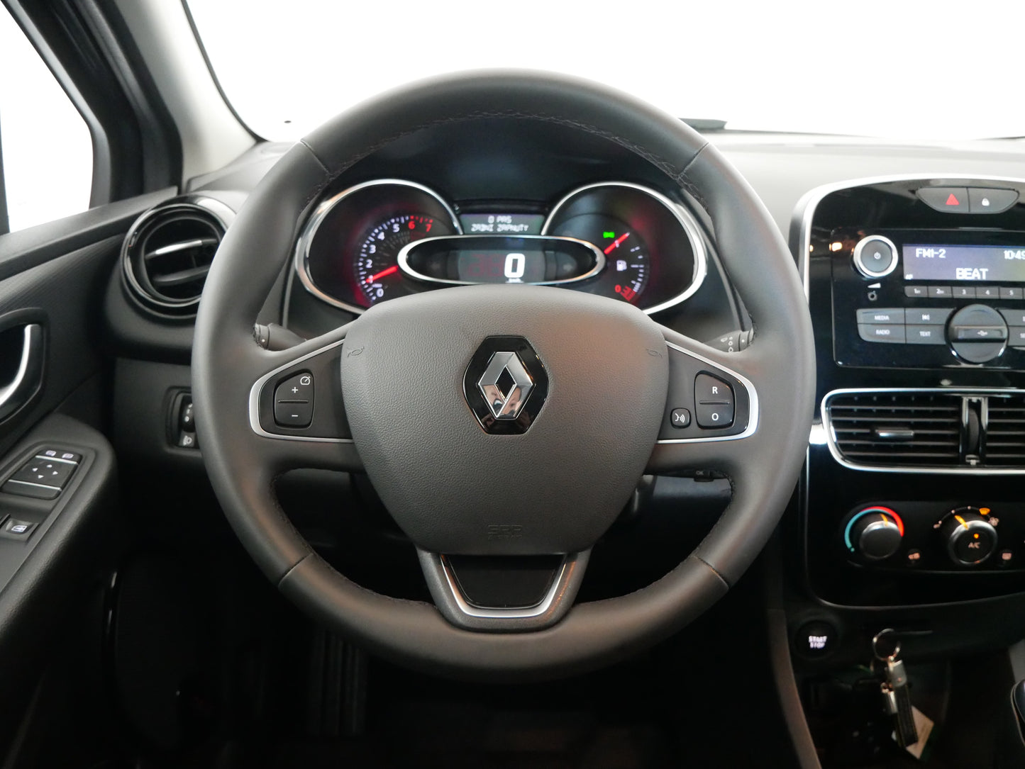 Renault Clio 0.9i 56 kW