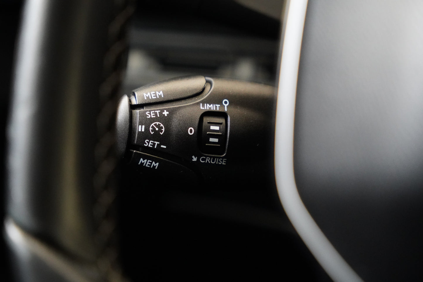 Peugeot 3008 1.2 PureTech 96 kW Allure