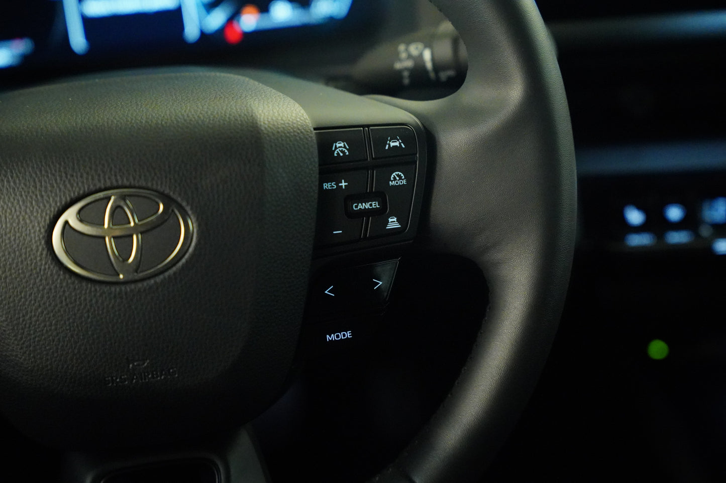 Toyota C-HR 1.8 hybrid 72KW