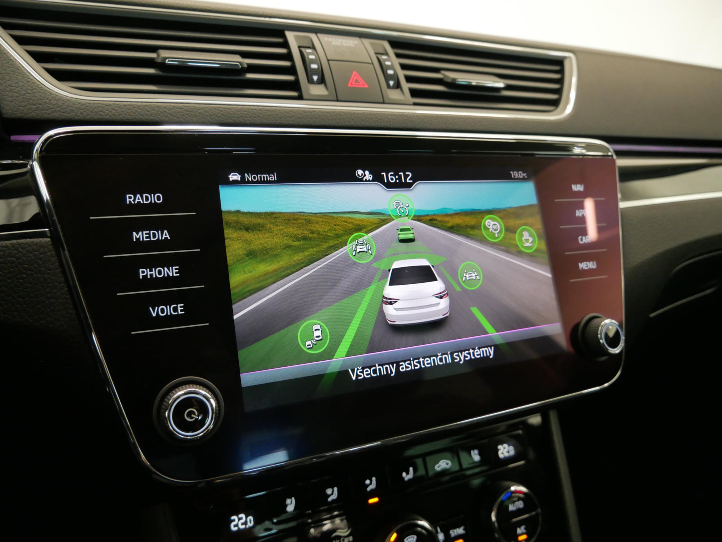 Škoda Superb 2.0 TDI 147 kW L&K 4x4