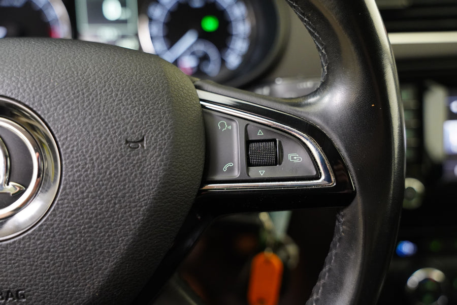 Škoda Octavia 2.0 TDI 135 kW 4x4 L&K – foto 17