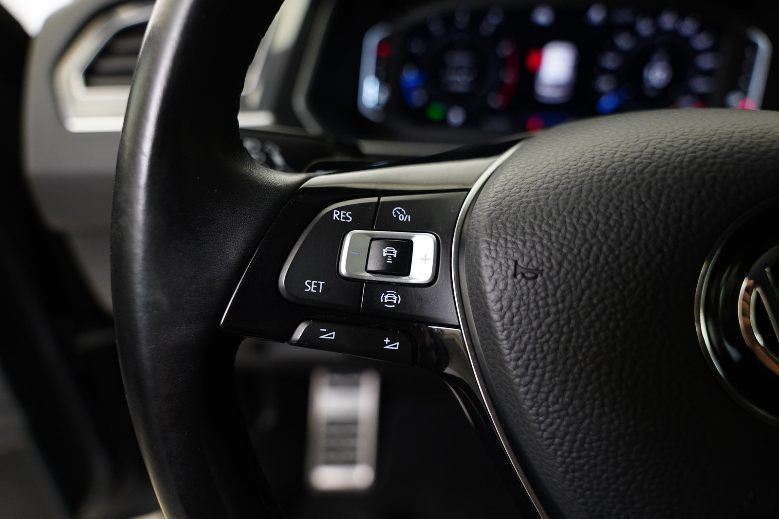 Volkswagen Tiguan 2.0 TSI 140kW 4MOTION IQ.Drive – foto 17