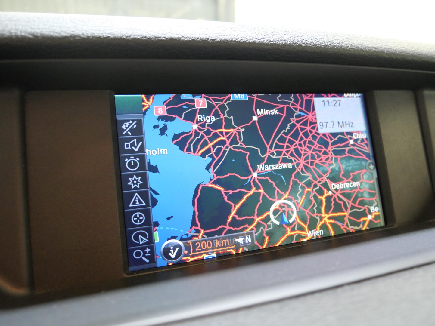 BMW X1 sDrive 18i 110 kW