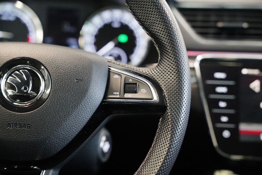 Škoda Superb 2.0 TDI 140 kW DSG 4x4 – foto 17