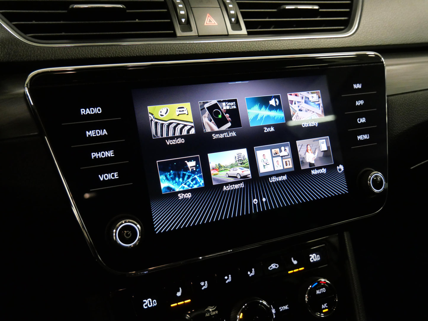 Škoda Superb 2.0 TDI 110 kW Style