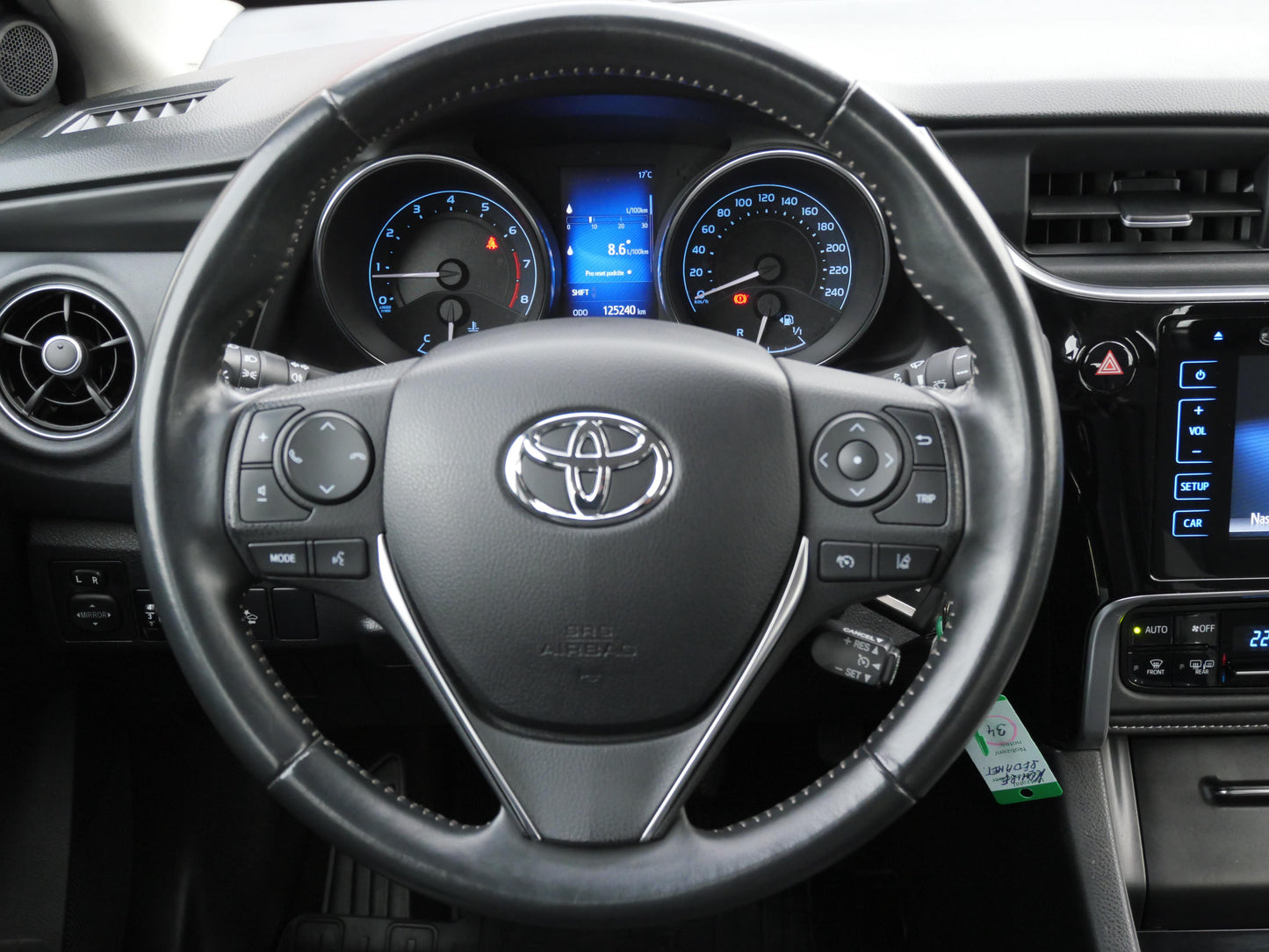 Toyota Auris 1.6i 97 kW Valvematic