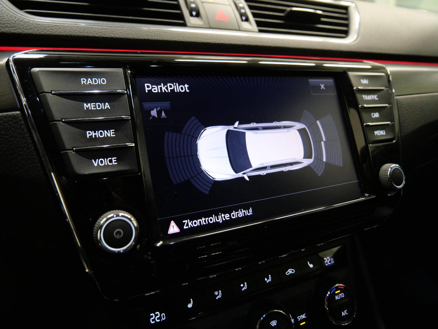 Škoda Superb 2.0 TDI 140 kW Style