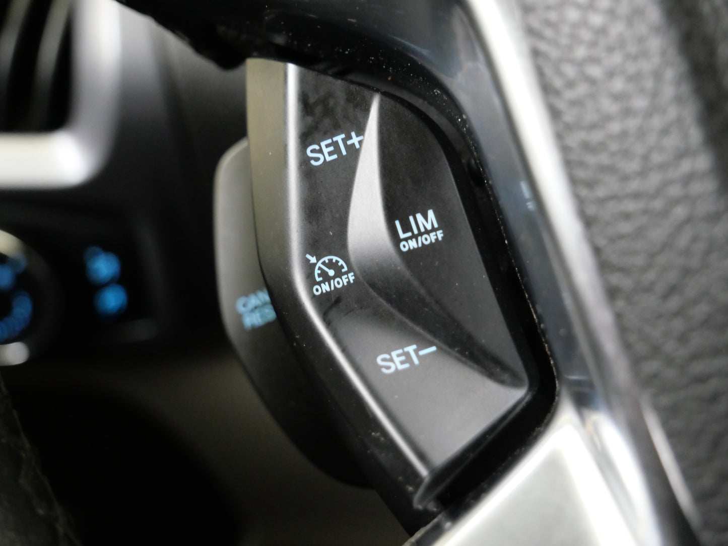 Ford Tourneo Custom 2.0 TDCi 125 kW L1 Titanium