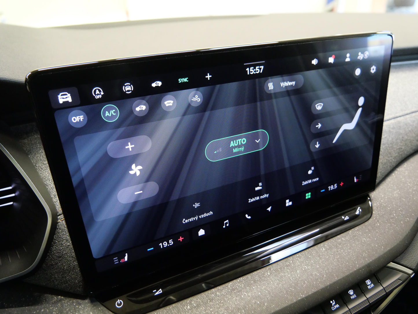 Škoda Octavia 1.5 eTSI 110 kW Top Selection