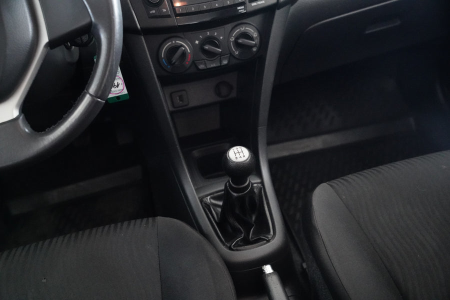 Suzuki Swift 1.2 69 kW – foto 17