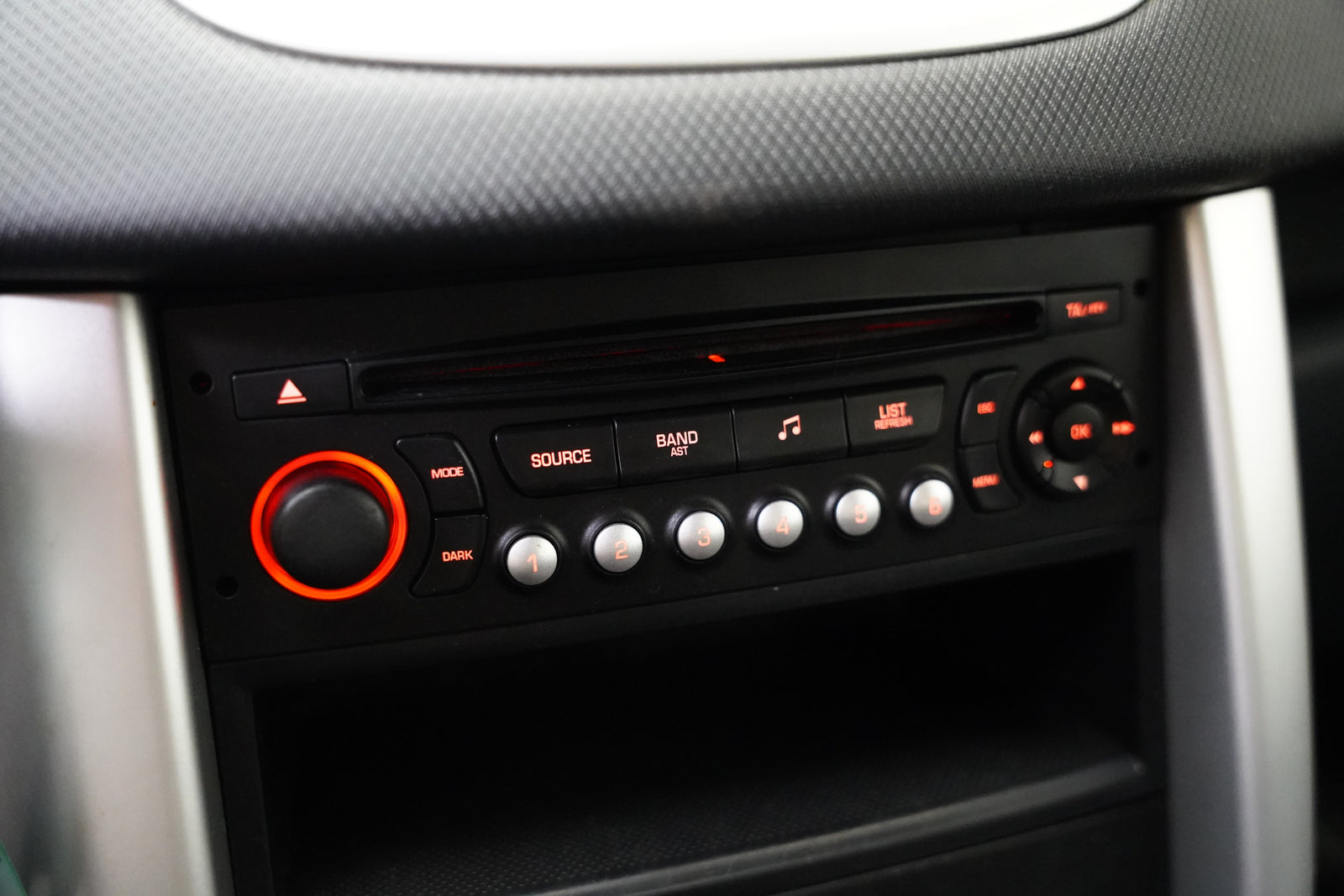 Peugeot 207 1.4 i 54 kW SW – foto 17