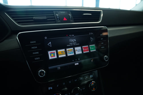 Škoda Superb 2.0 TDI 110 kW DSG Style – foto 17