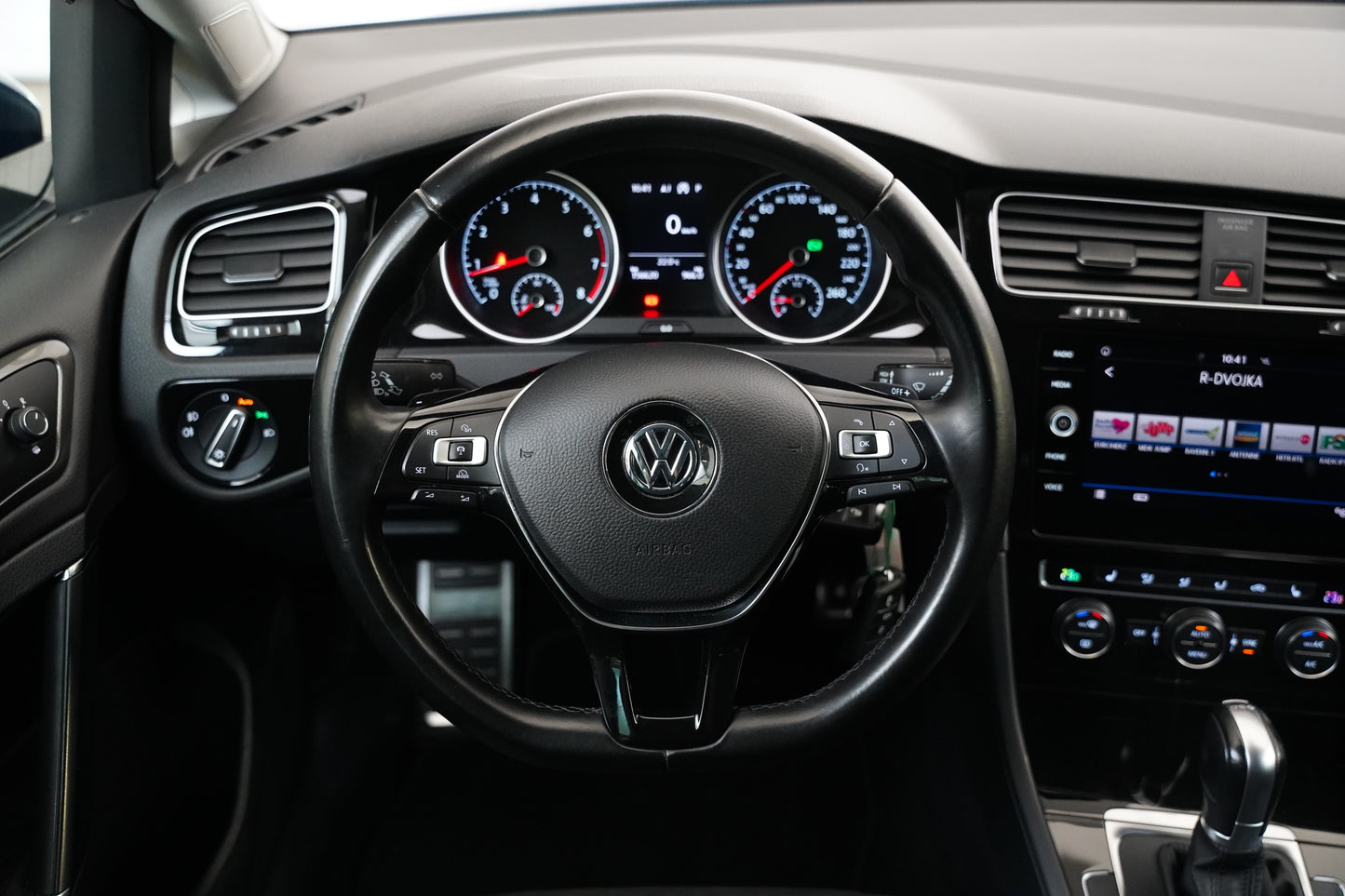 Volkswagen Golf 1.5 TSI 110 kW Join