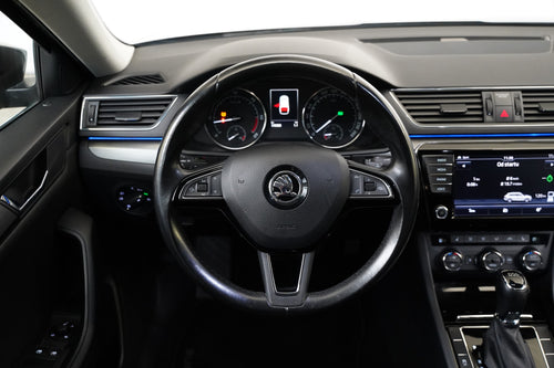 Škoda Superb 2.0 TDI 140 kW DSG Style – foto 17