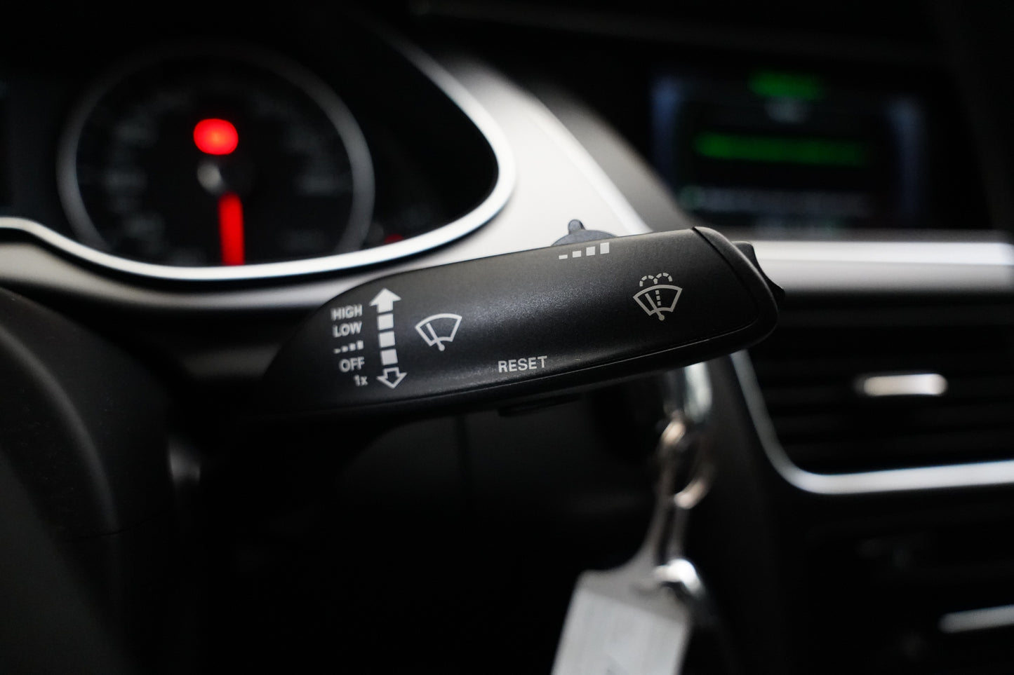 Audi A4 1.8 TFSI 125 kW Attraction