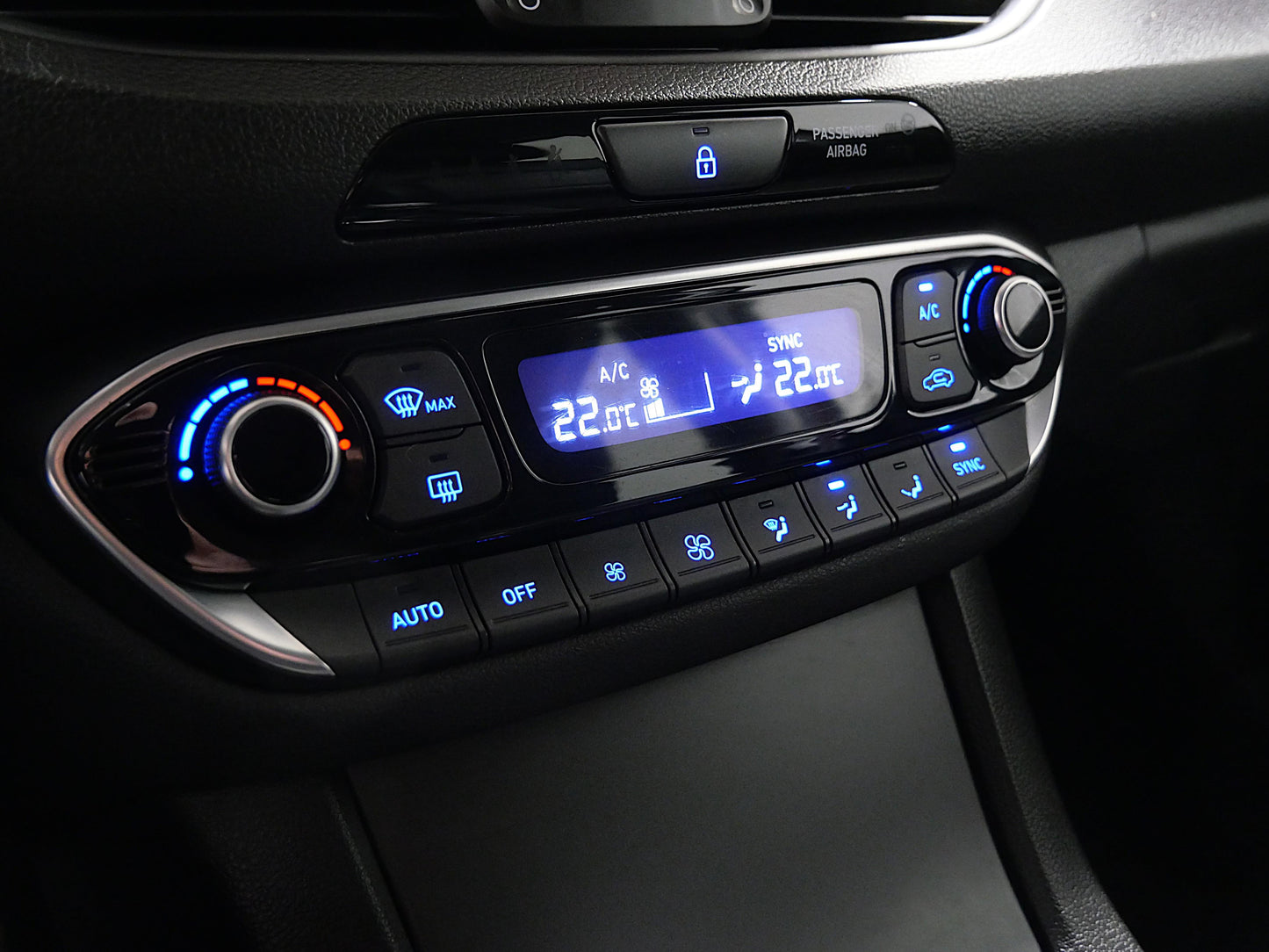 Hyundai i30 1.6 CRDI 100 kW Style