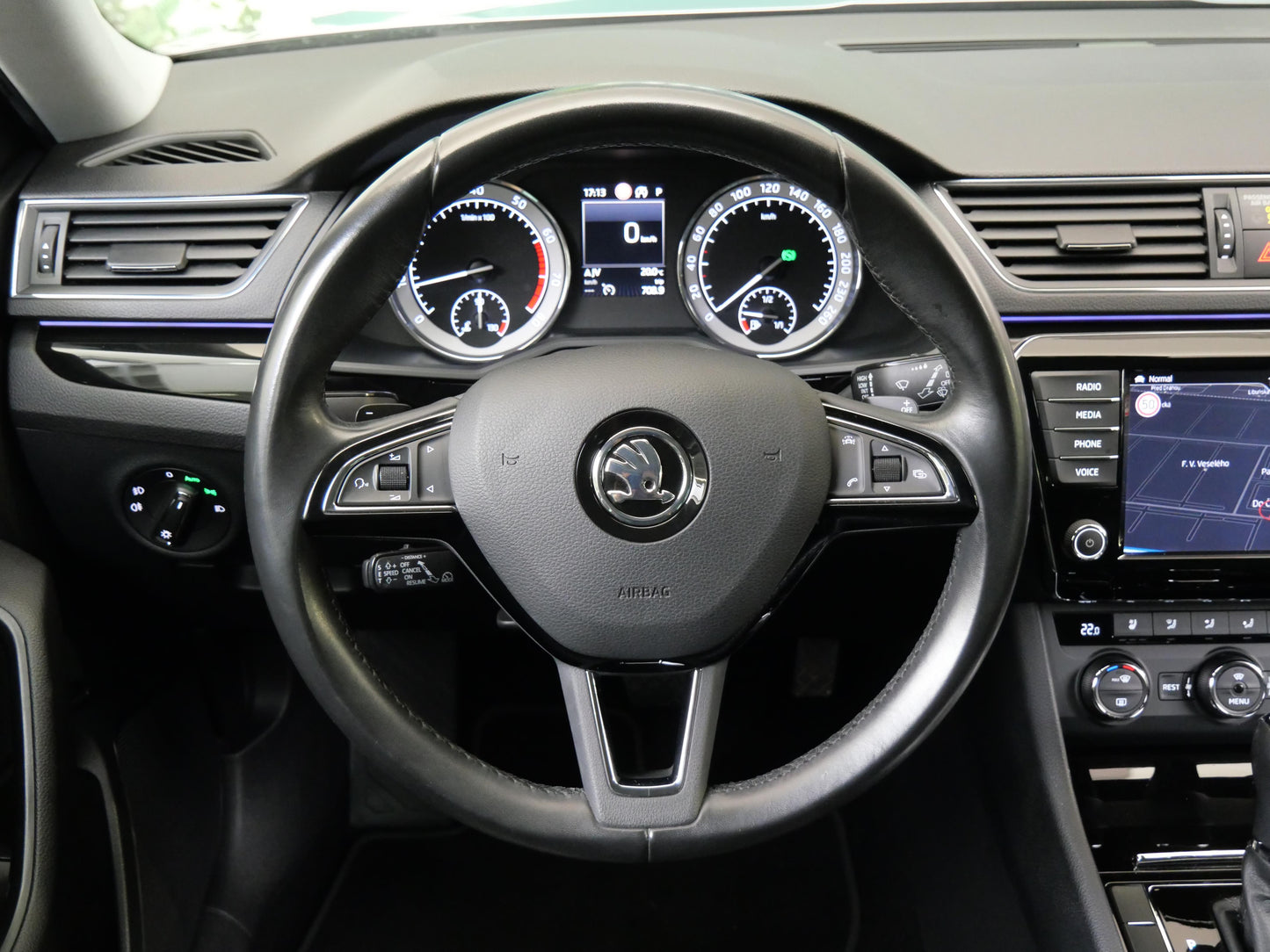 Škoda Superb 2.0 TSI 162 kW L&K
