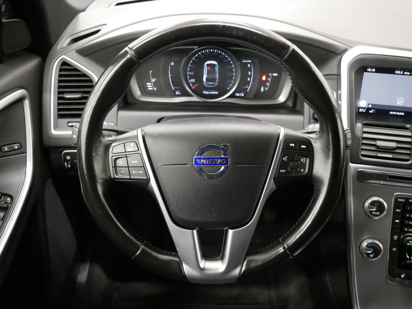 Volvo XC60 D4 140 kW AUT Momentum