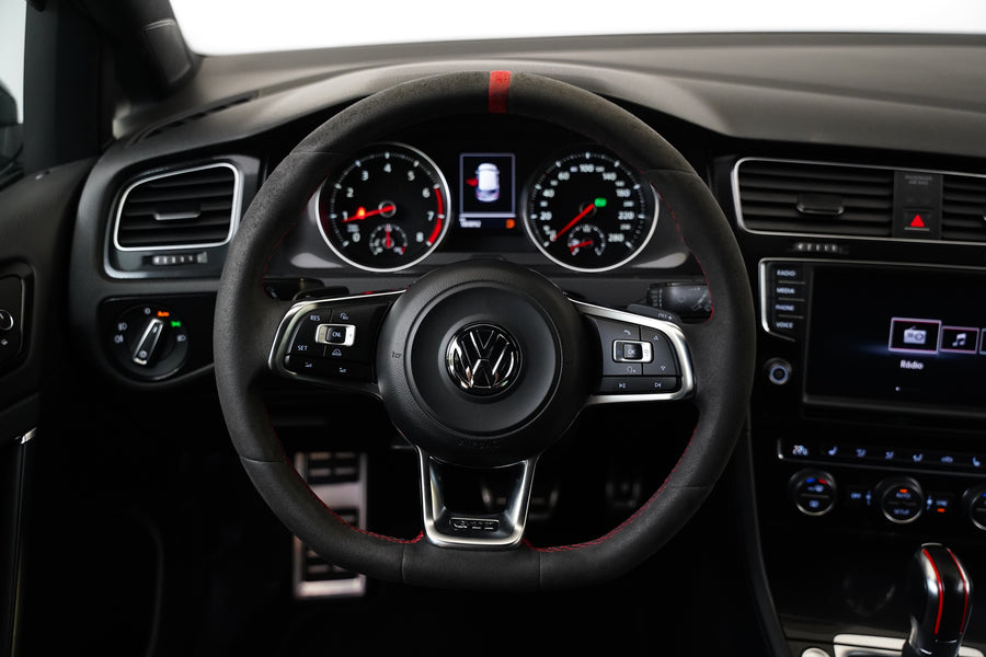 Volkswagen Golf 2.0 TSI 169 kW DSG GTI – foto 17