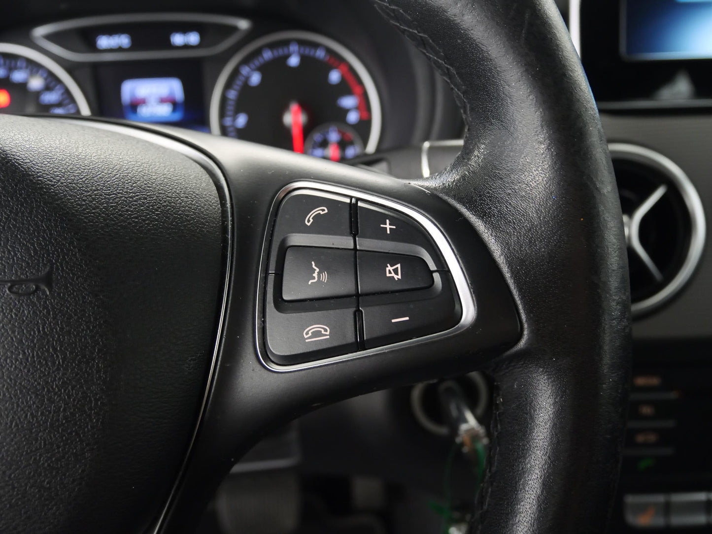 Mercedes-Benz B-Class 180D 80 kW