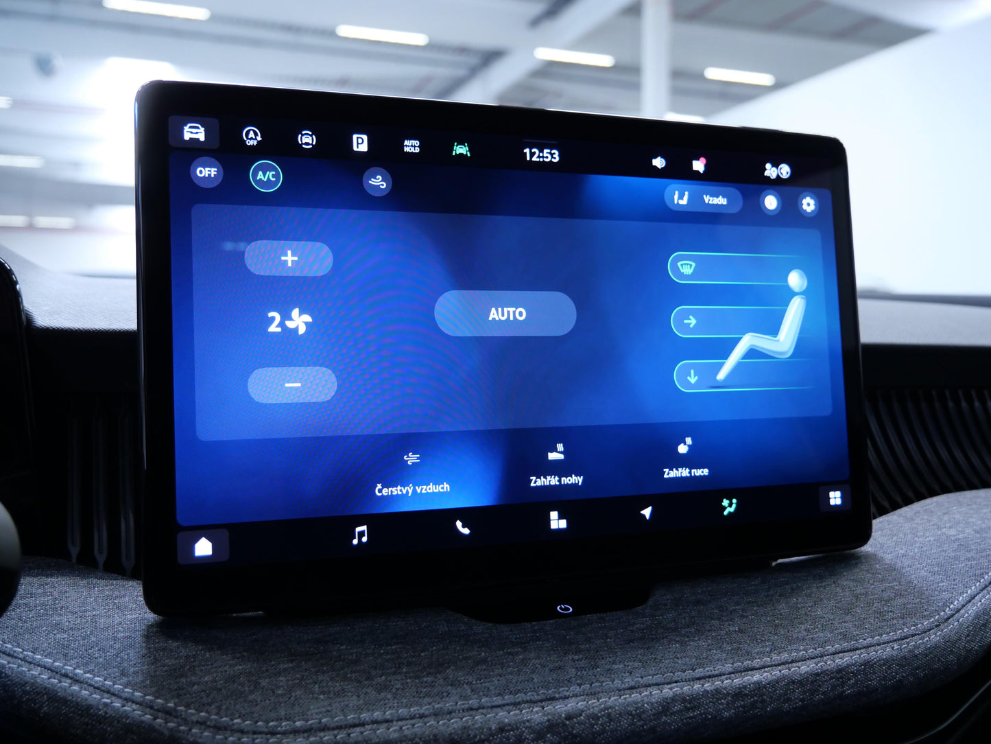 Škoda Superb 2.0 TDI 110 kW DSG Selection