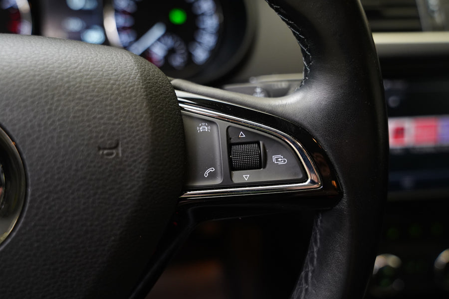 Škoda Octavia 1.8 TSI 132 kW DSG Style – foto 17