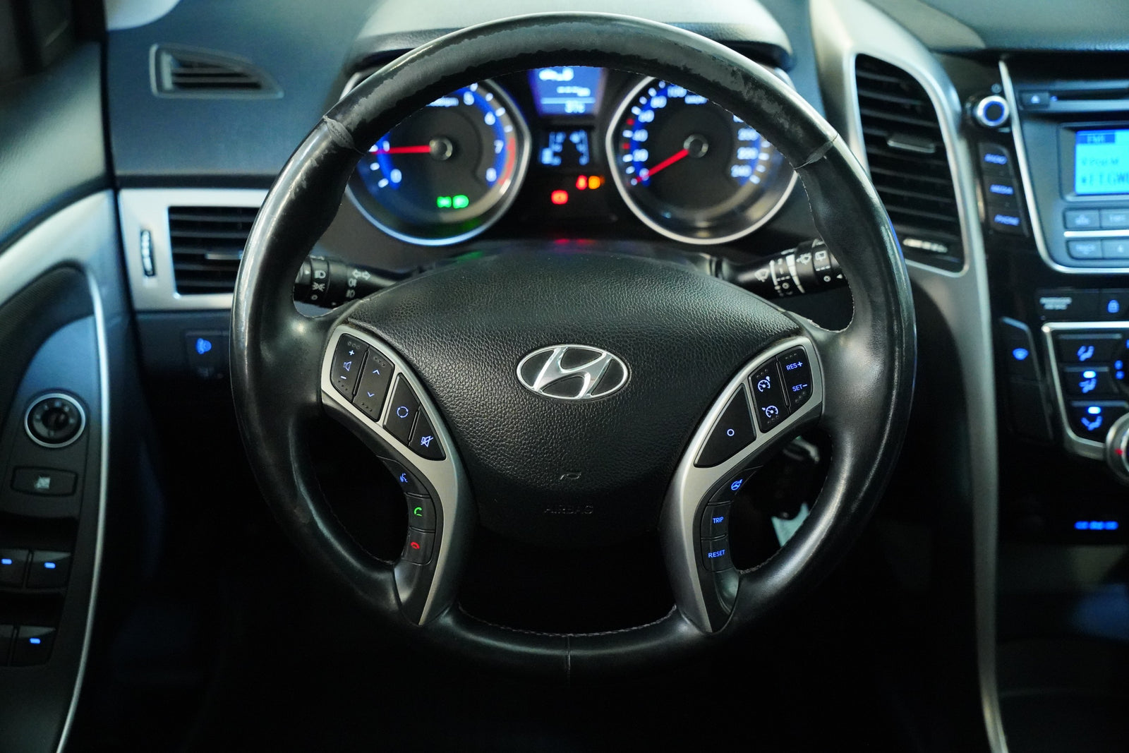 Hyundai i30 1.6 CVVT 88 kW – foto 18