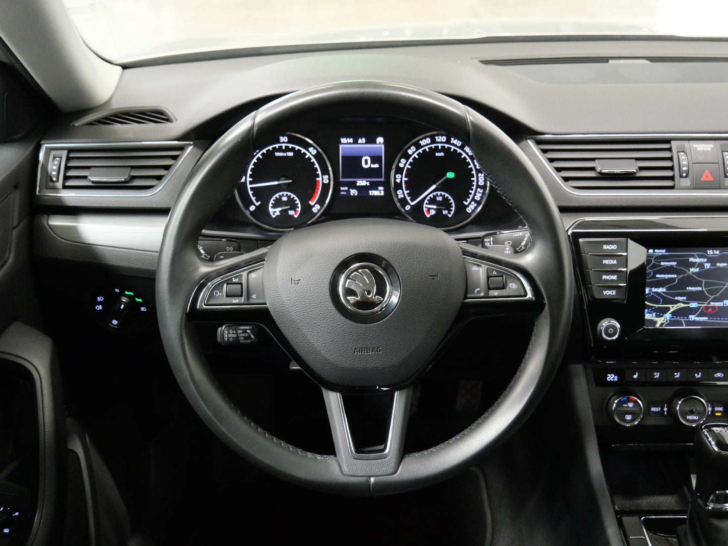 Škoda Superb 2.0 TDI 110 kW Style