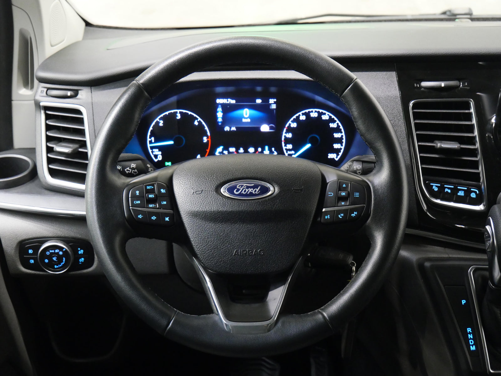 Ford Tourneo Custom 2.0 TDCI 136 kW Titanium X – foto 17