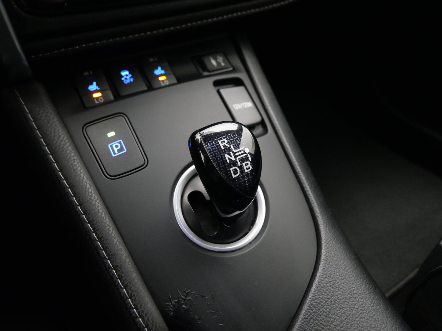 Toyota Auris 1.8 73 kW Hybrid e-CVT