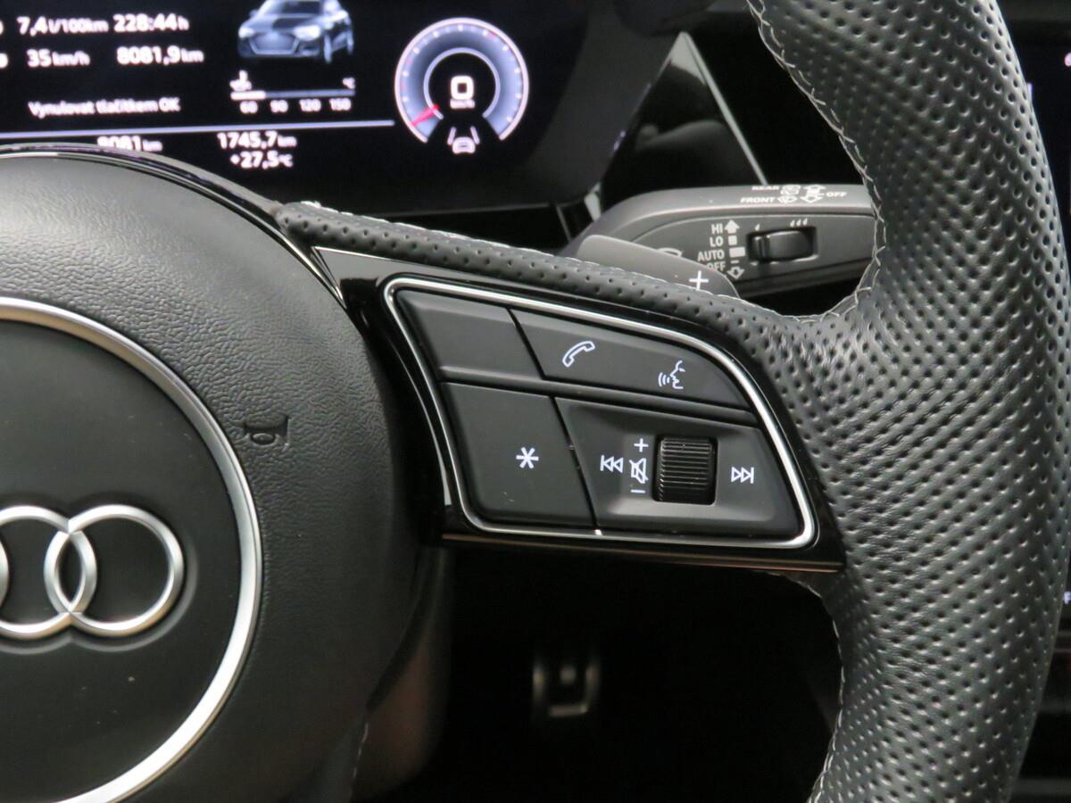 Audi A3 1.5 TFSI 110 kW S line