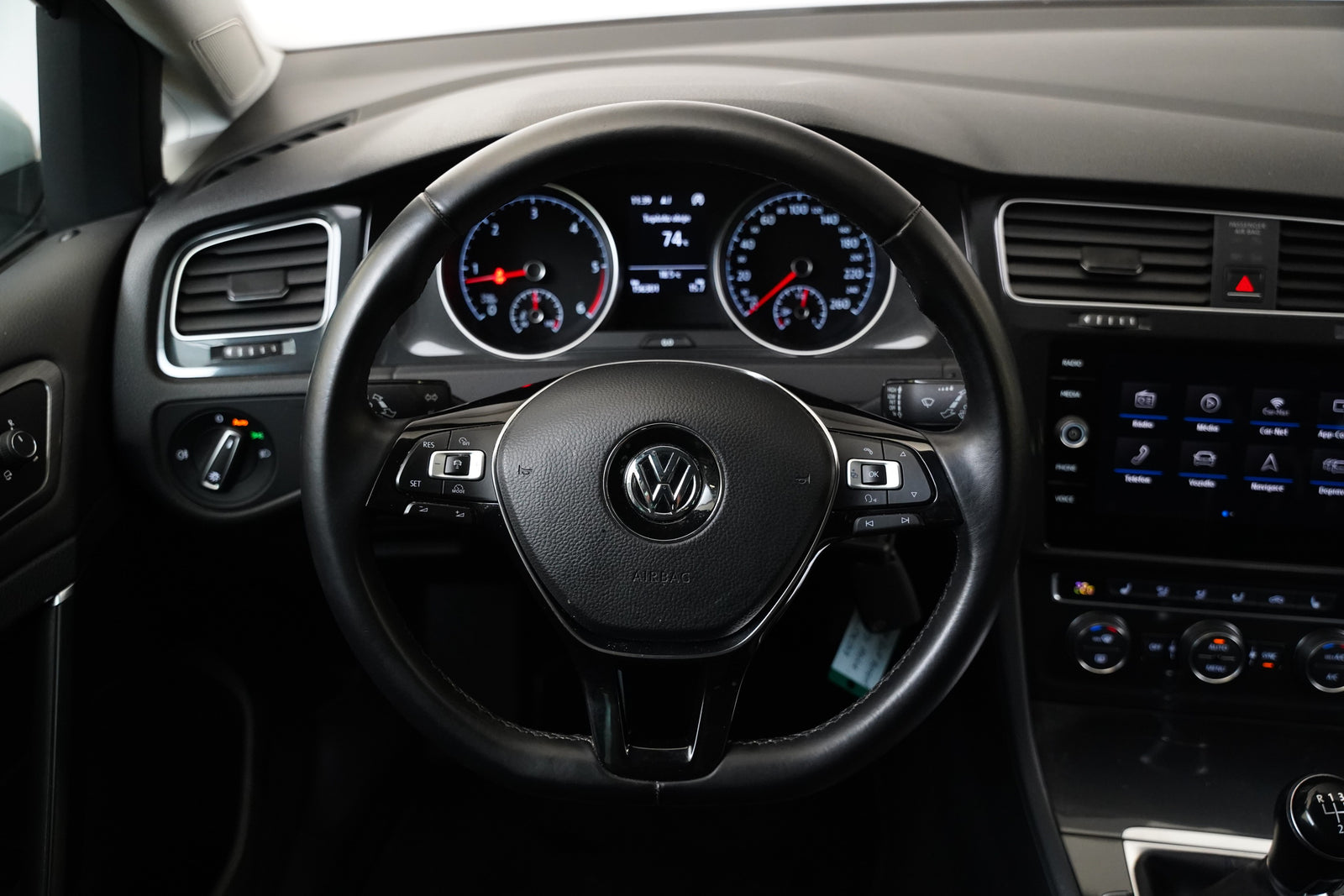 Volkswagen Golf 2.0 TDI 110 kW Comfortline – foto 17