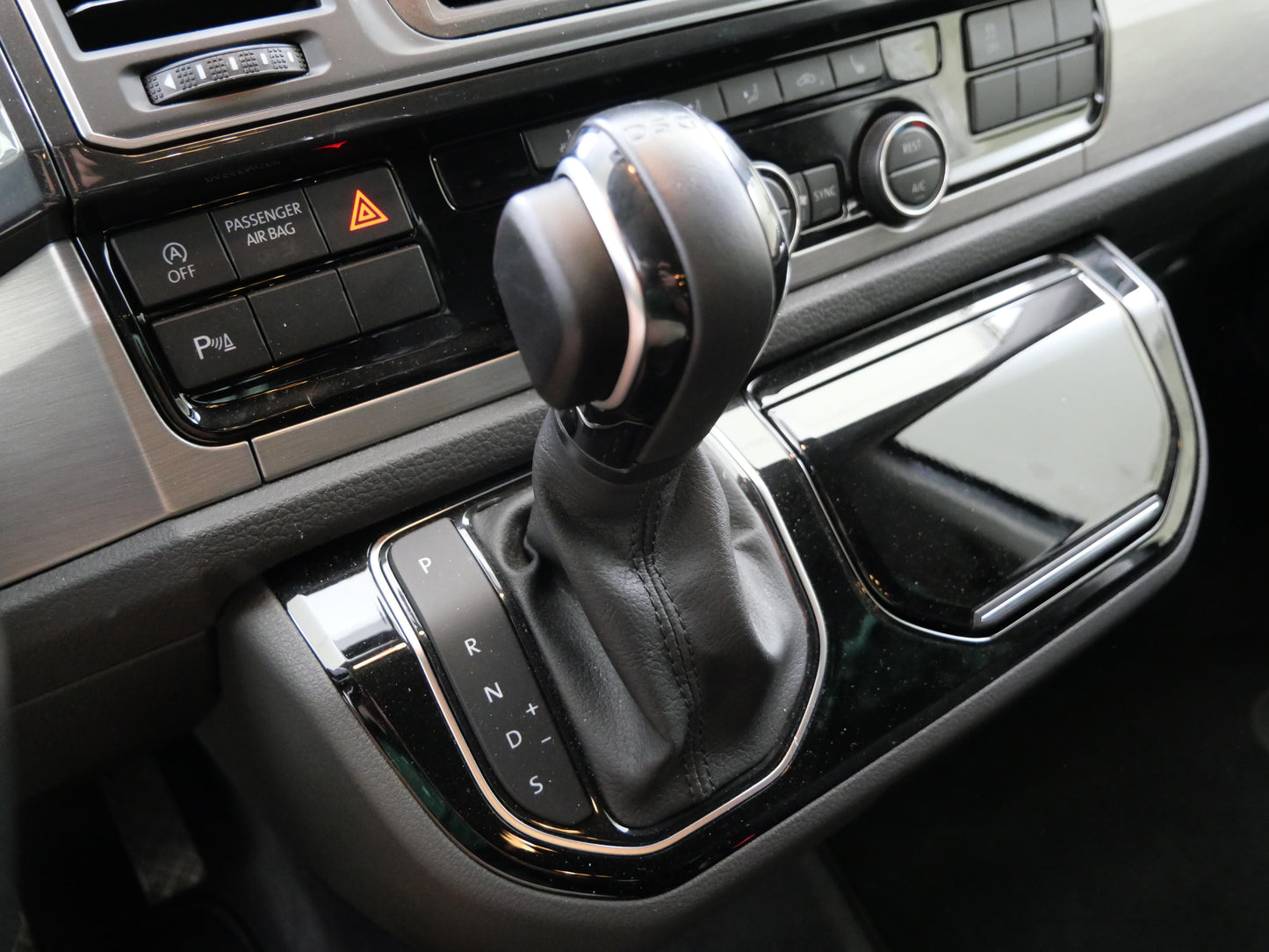 Volkswagen Multivan 2.0 TDI 110 kW DSG Long