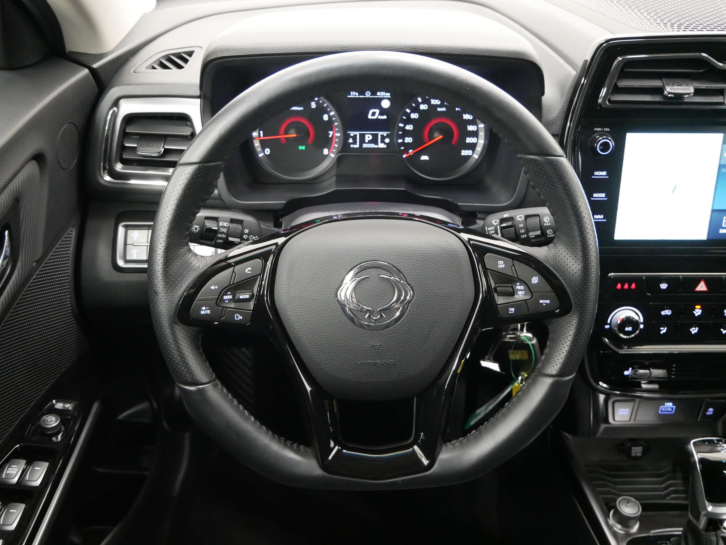 Ssang Yong Tivoli 1.5 i 120 kW Black Line