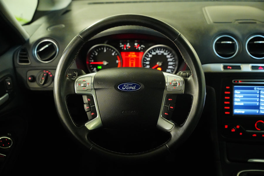 Ford S-MAX 2.0 TDCI 110 kW – foto 19