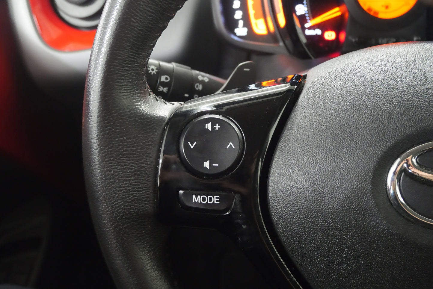 Toyota Aygo 1.0 VVT-i 53 kW X-Play