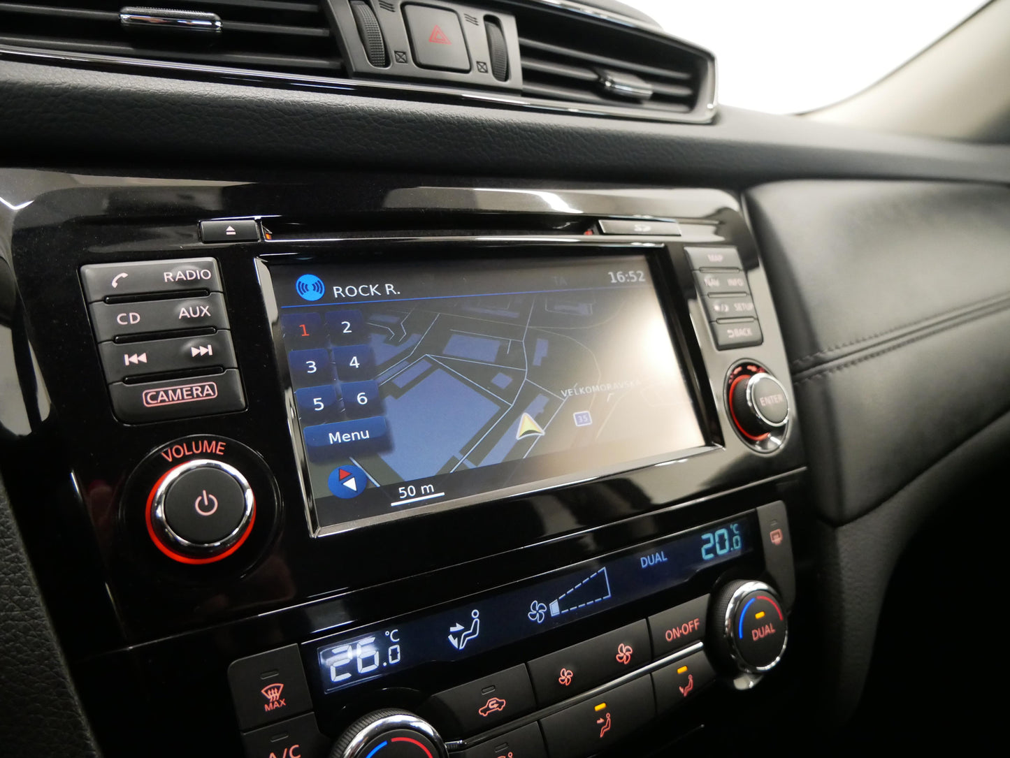 Nissan X-Trail 1.6 DIG-T 120 kW N-Connecta