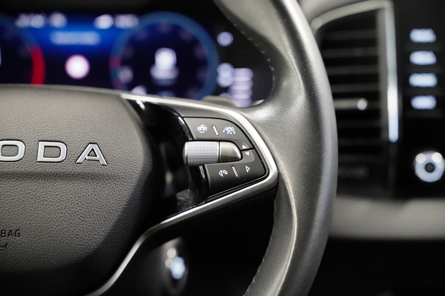 Škoda Karoq 1.5 TSI 110 kW Top Selection – foto 17