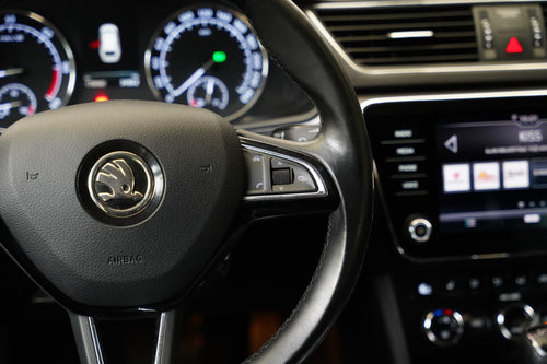 Škoda Superb 2.0 TDI 110 kW Style – foto 17