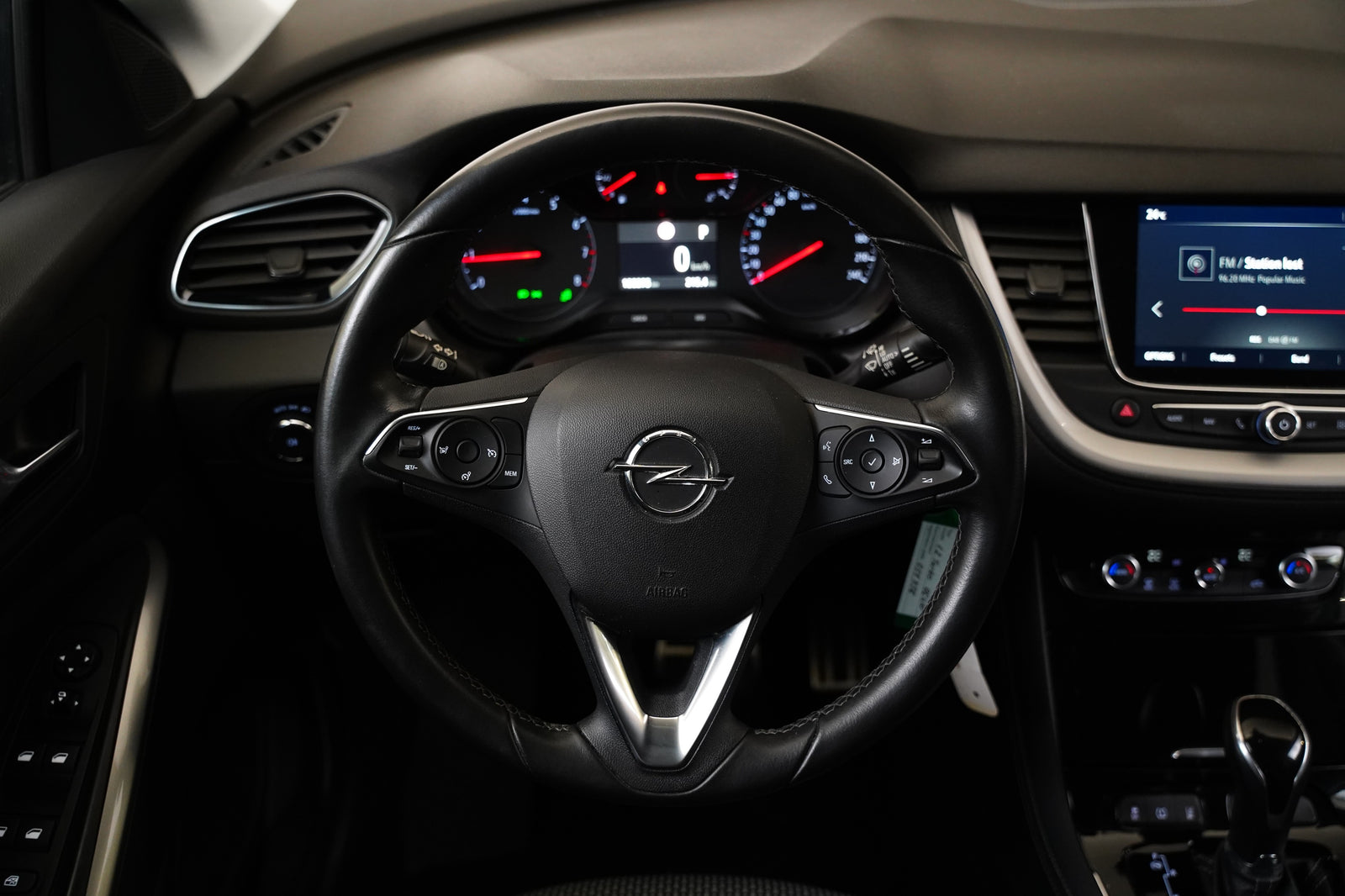 Opel Grandland X 1.2 Turbo 96 kW Edition – foto 17